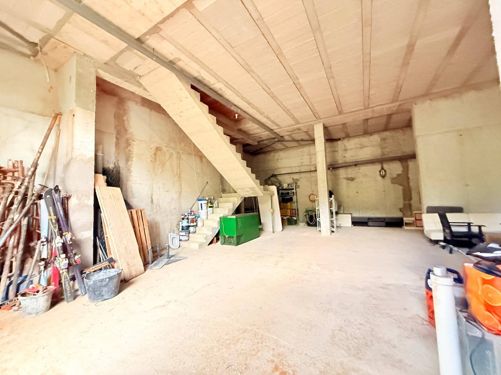 Chalet en venta con 4 habitaciones y piscina en Altea