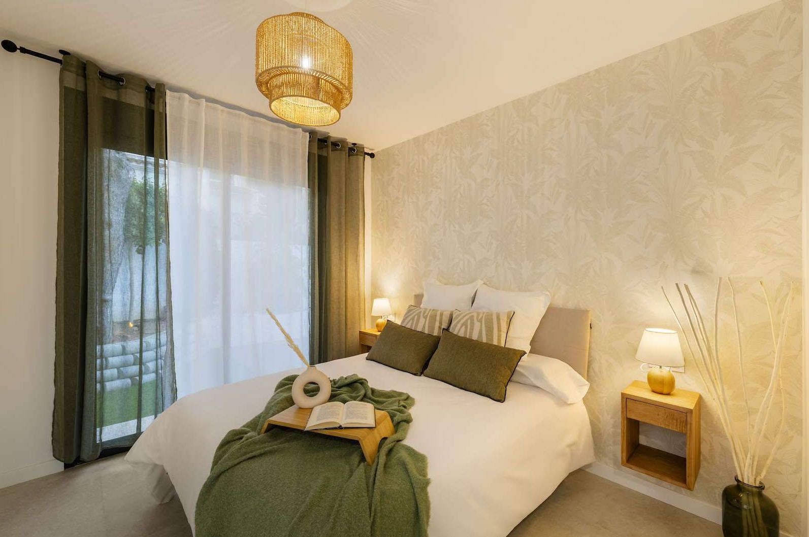 Chalet en venta con 4 habitaciones y piscina en Altea, Alicante.