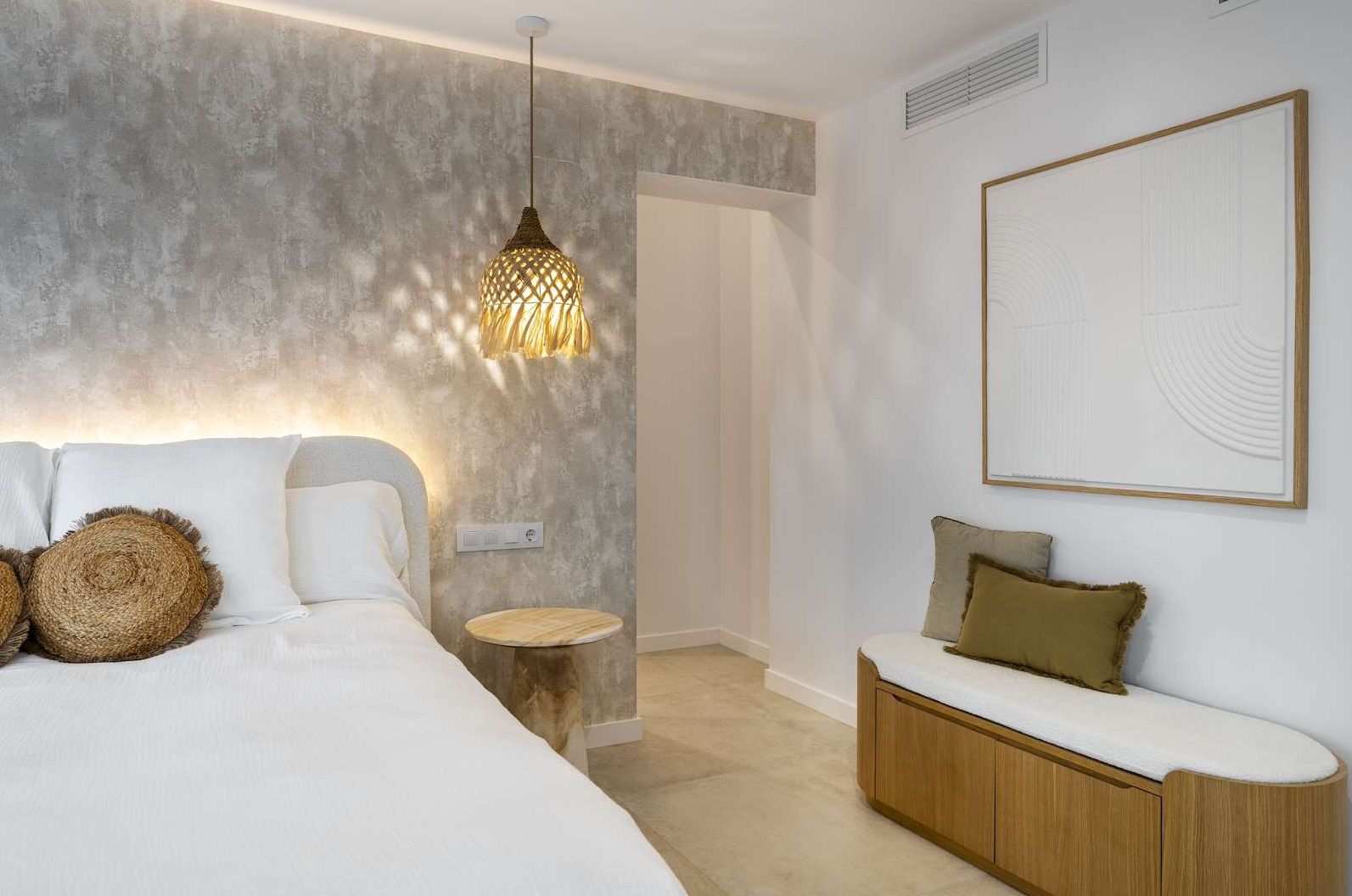 Chalet en venta con 4 habitaciones y piscina en Altea, Alicante.
