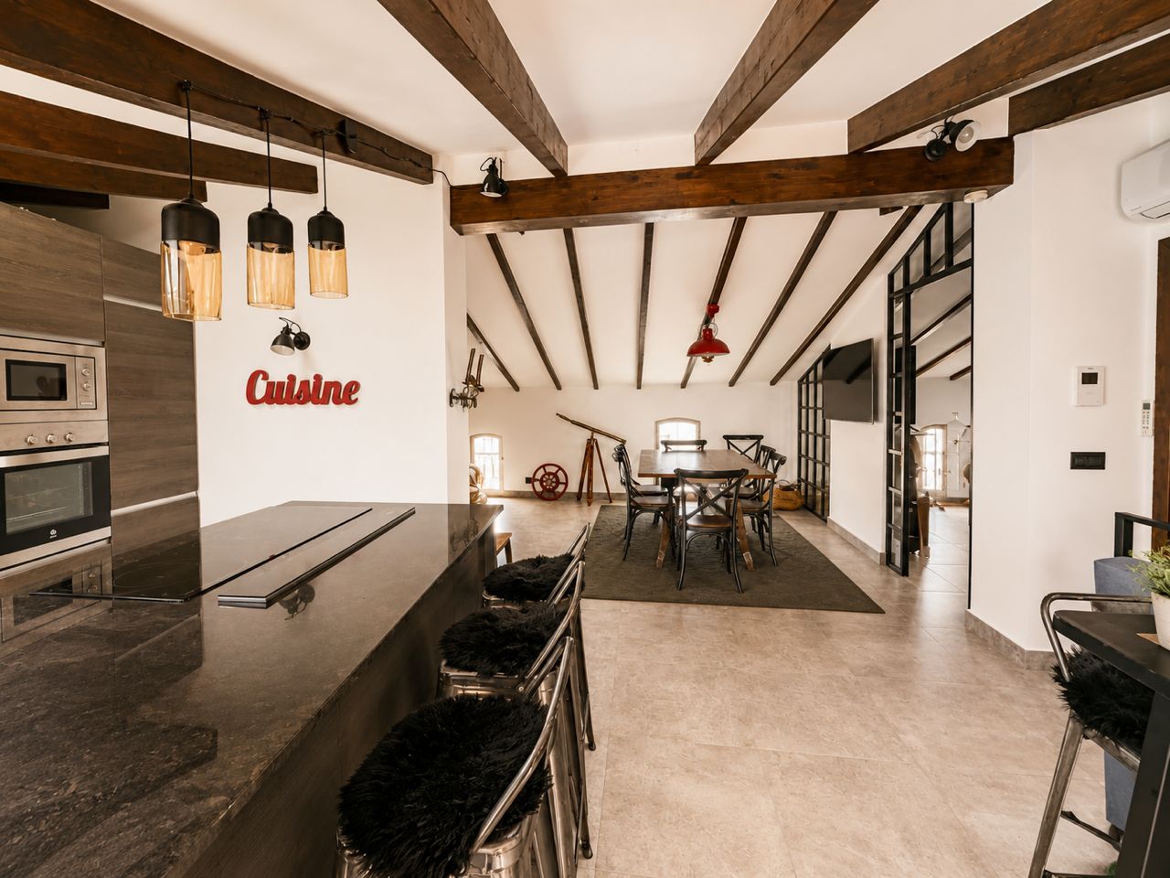 Lujosa Residencia en el Histórico Casco Antiguo de Altea: Descubre el Encanto del Pasado