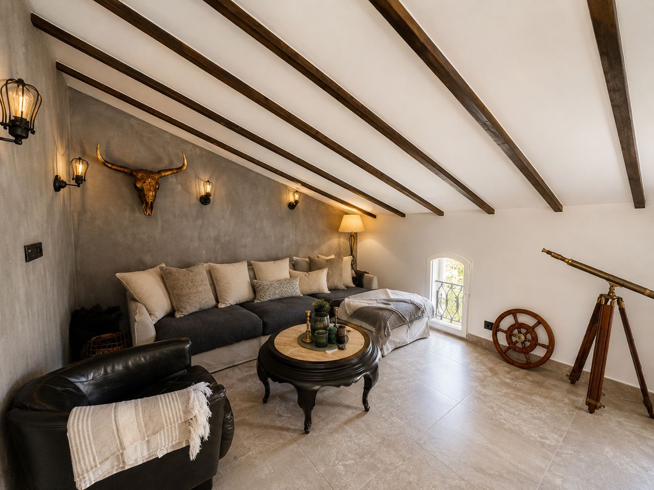 Lujosa Residencia en el Histórico Casco Antiguo de Altea: Descubre el Encanto del Pasado