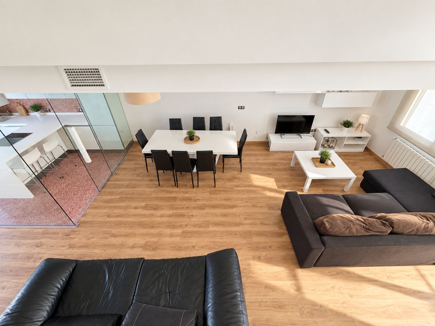 Reihenhaus zum Verkauf mit 3 Schlafzimmern und Gemeinschaftspool.