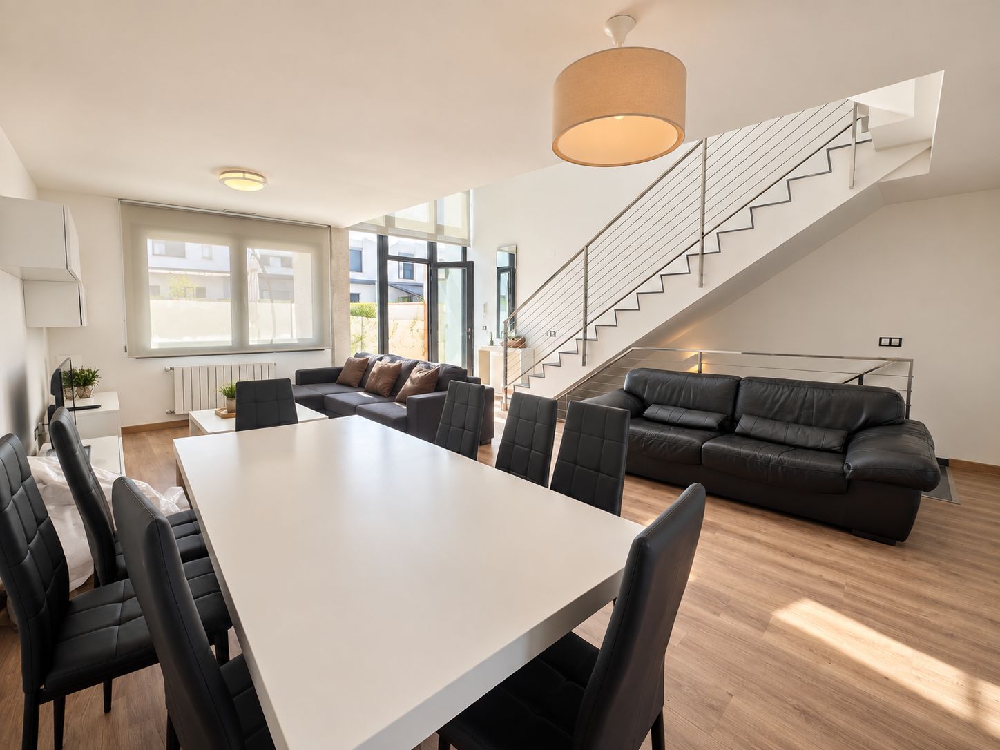 Reihenhaus zum Verkauf mit 3 Schlafzimmern und Gemeinschaftspool.