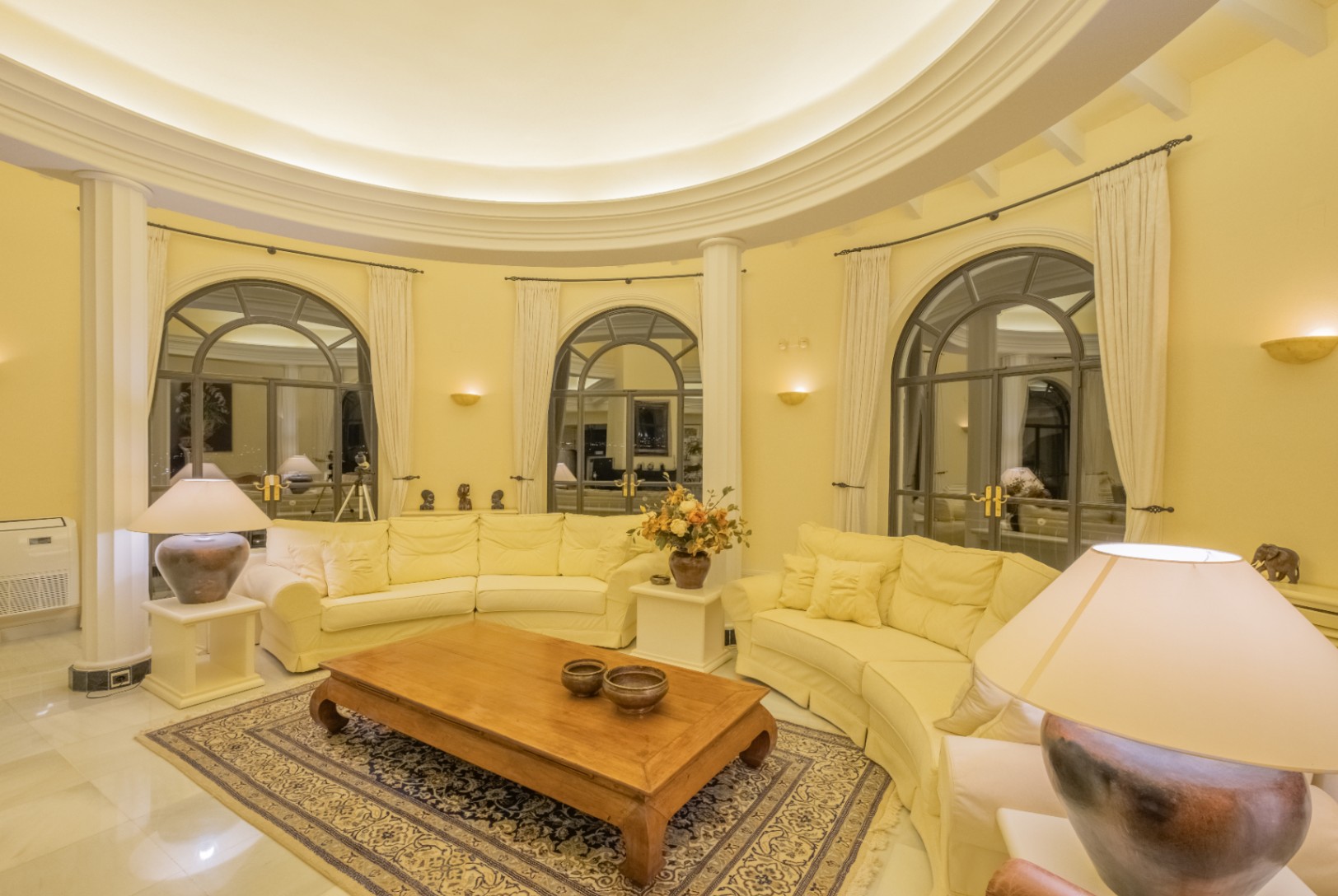 Eksklusiv luksusvilla i Altea: et paradis med panoramautsikt