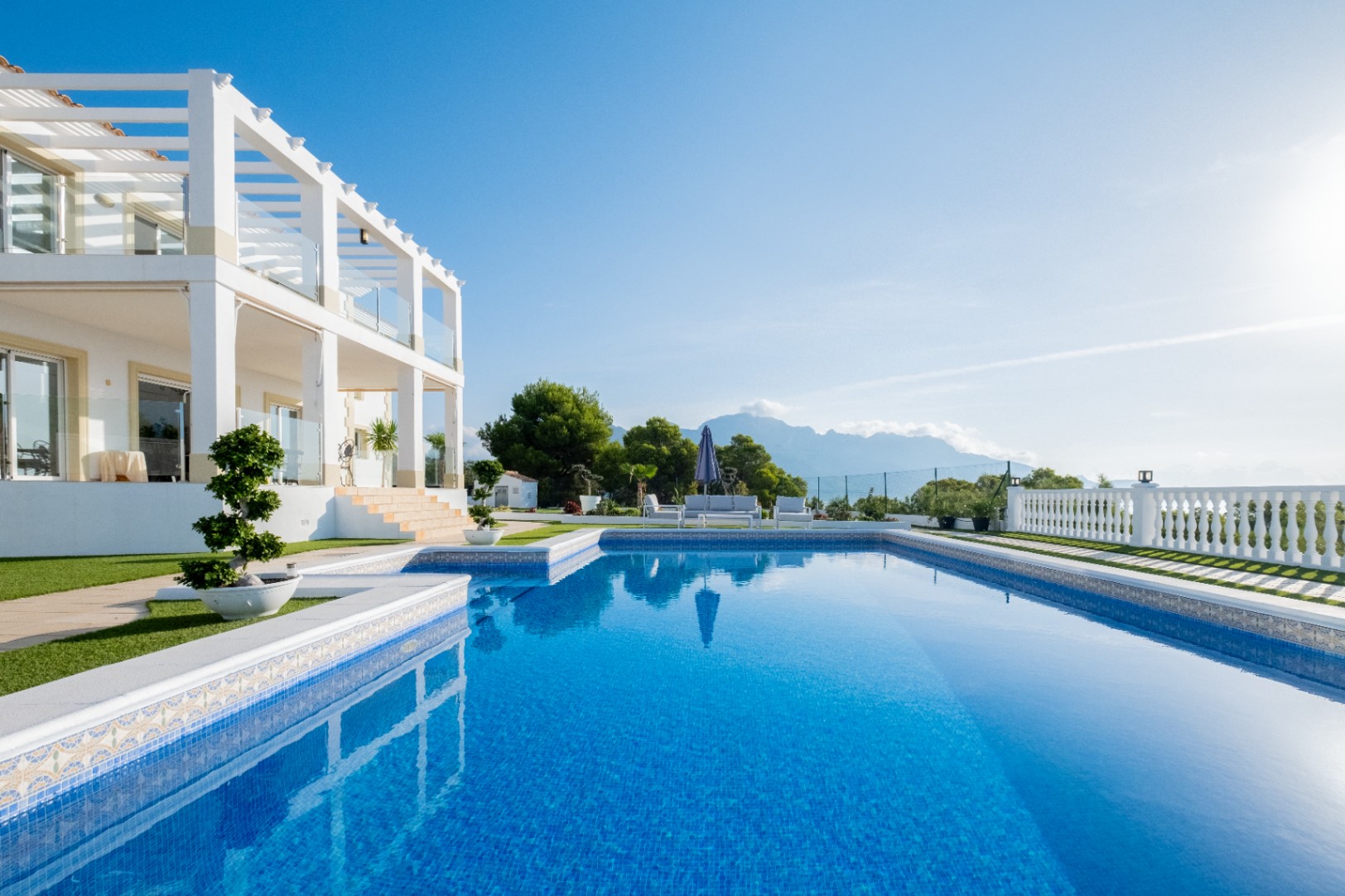 Mansion in Altea with Panoramic Views: Luxury Redefined