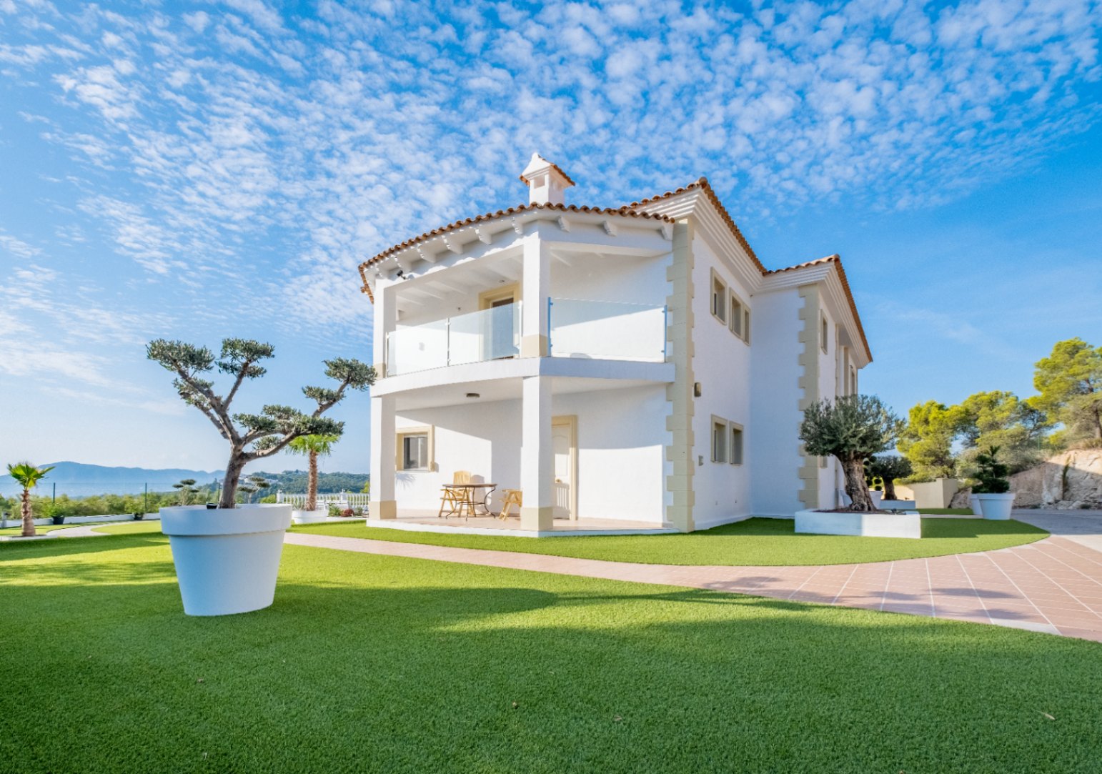 Mansion in Altea with Panoramic Views: Luxury Redefined