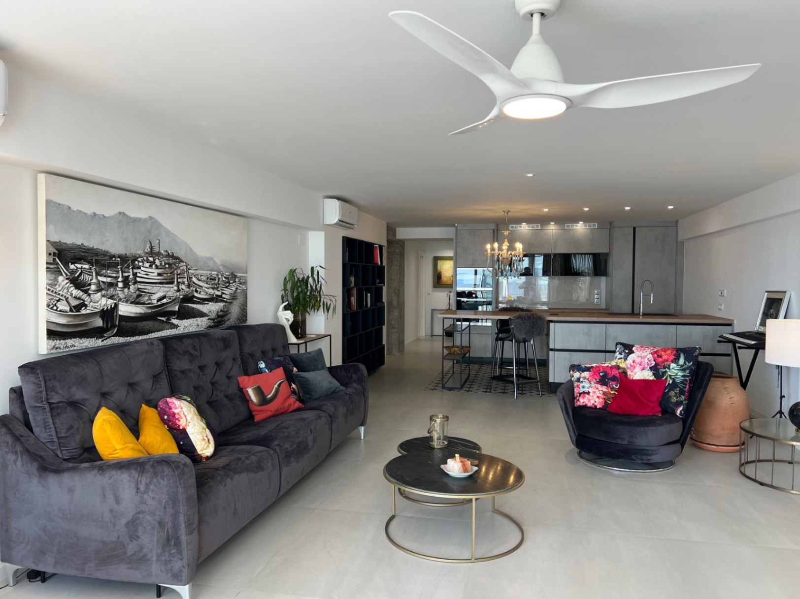 Altea: Frontline Luxury Apartment with Sea Views