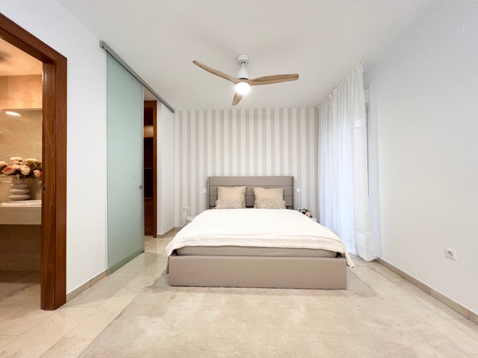 Appartement spacieux à Altea : découvrez le confort et les espaces généreux