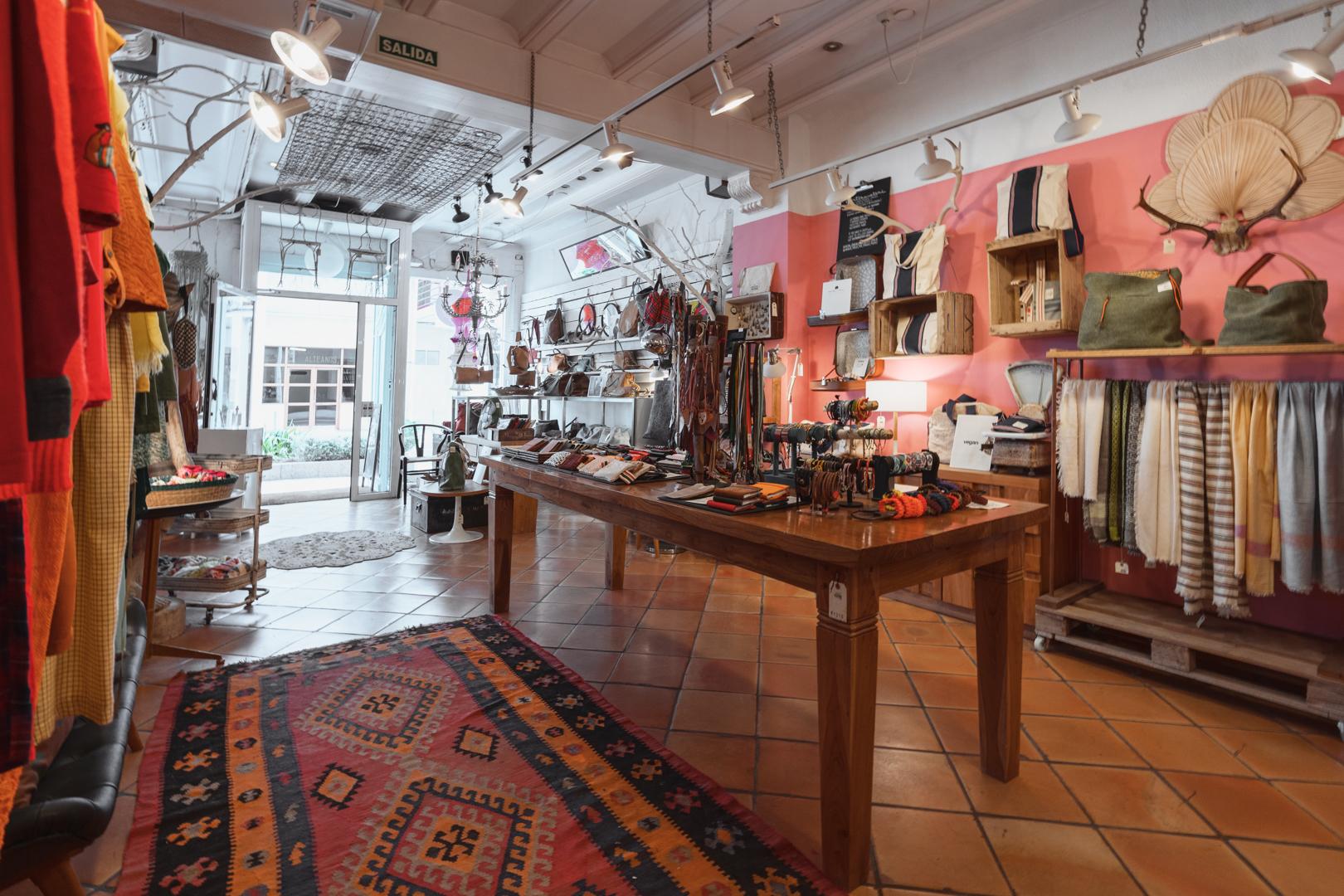 Venta de Espacio Comercial en Altea: Oportunidad Local en Venta