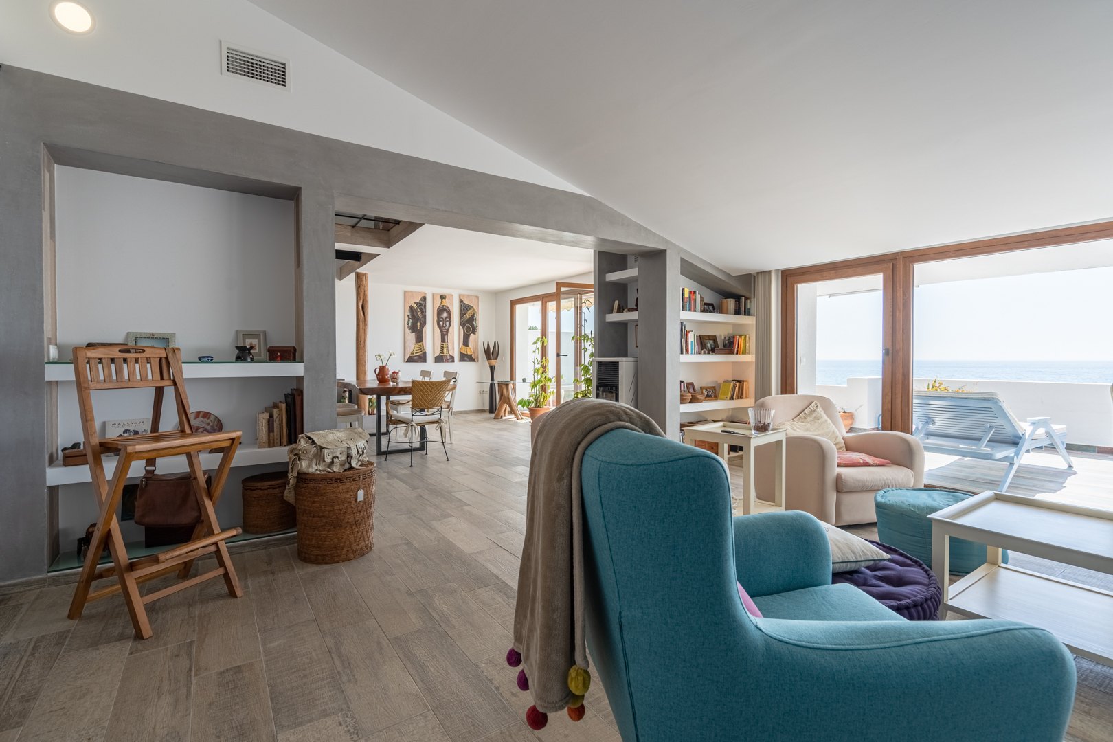 Venta de Ático-Dúplex Frente al Mar en Altea: Una Propiedad Espectacular