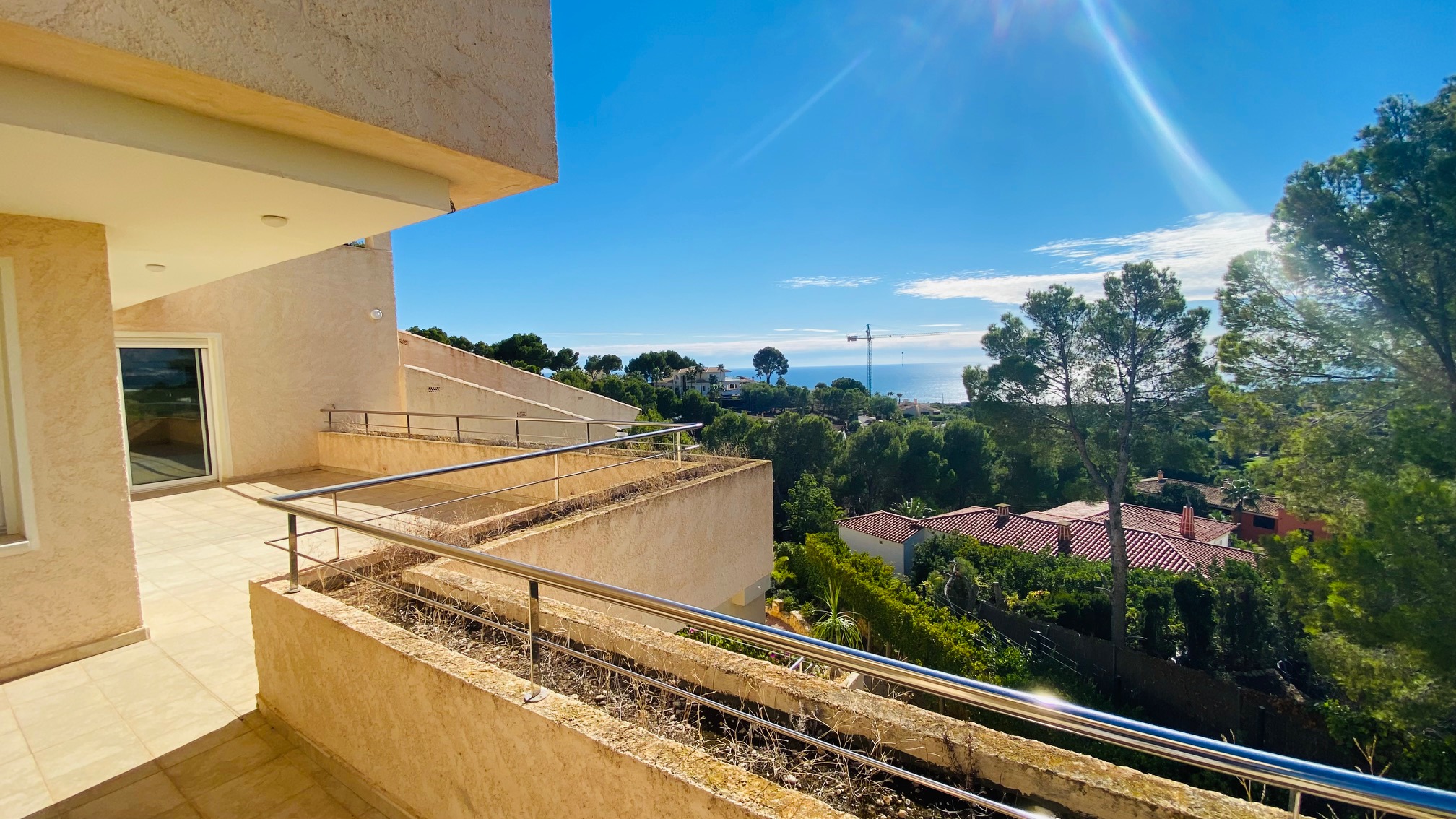 Spektakuläre Wohnung zum Verkauf in der Sierra de Altea: unvergleichliche Aussicht und unvergessliche Wohnräume
