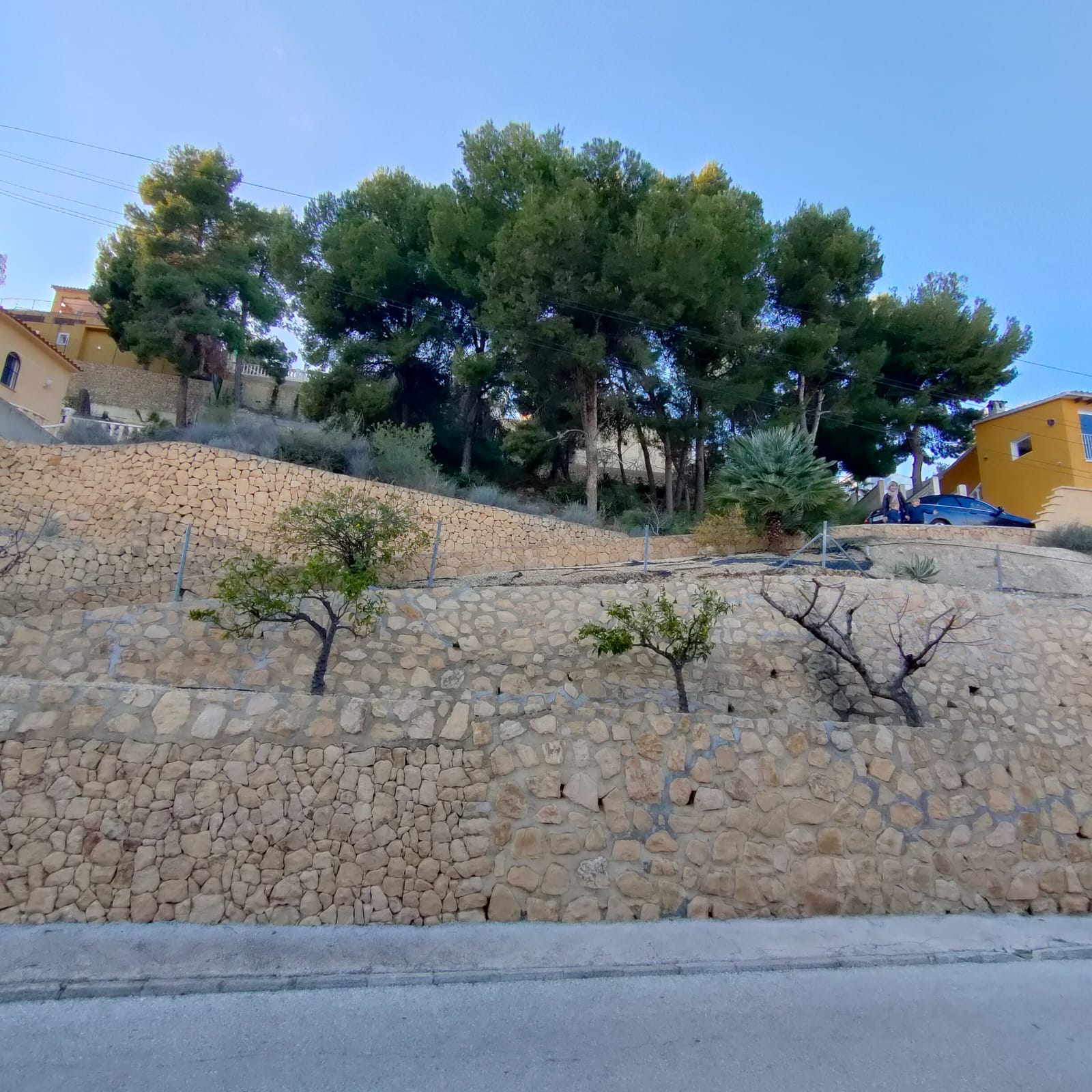 Oportunidad de Parcela en La Nucía: Ideal para Construir tu Hogar Soñado