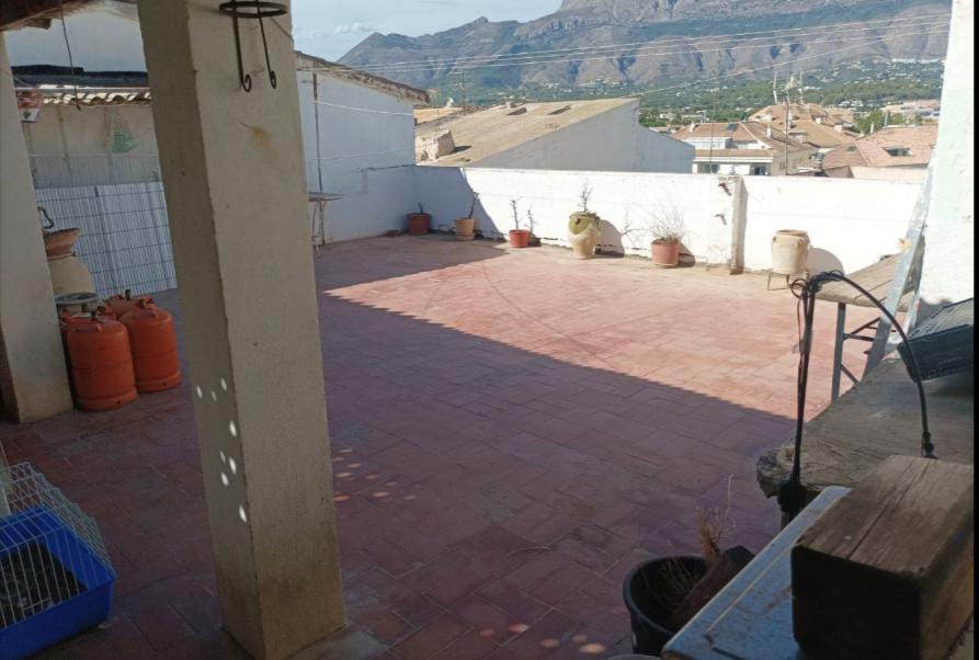 Townhouse for Sale in Altea Bellaguarda: Charm and Opportunity