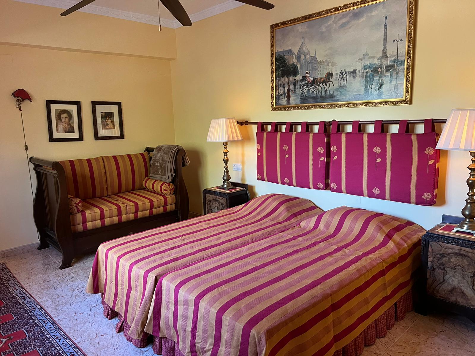 Exclusiva Villa Hotel en Alfaz del Pi: Lujo y Confort