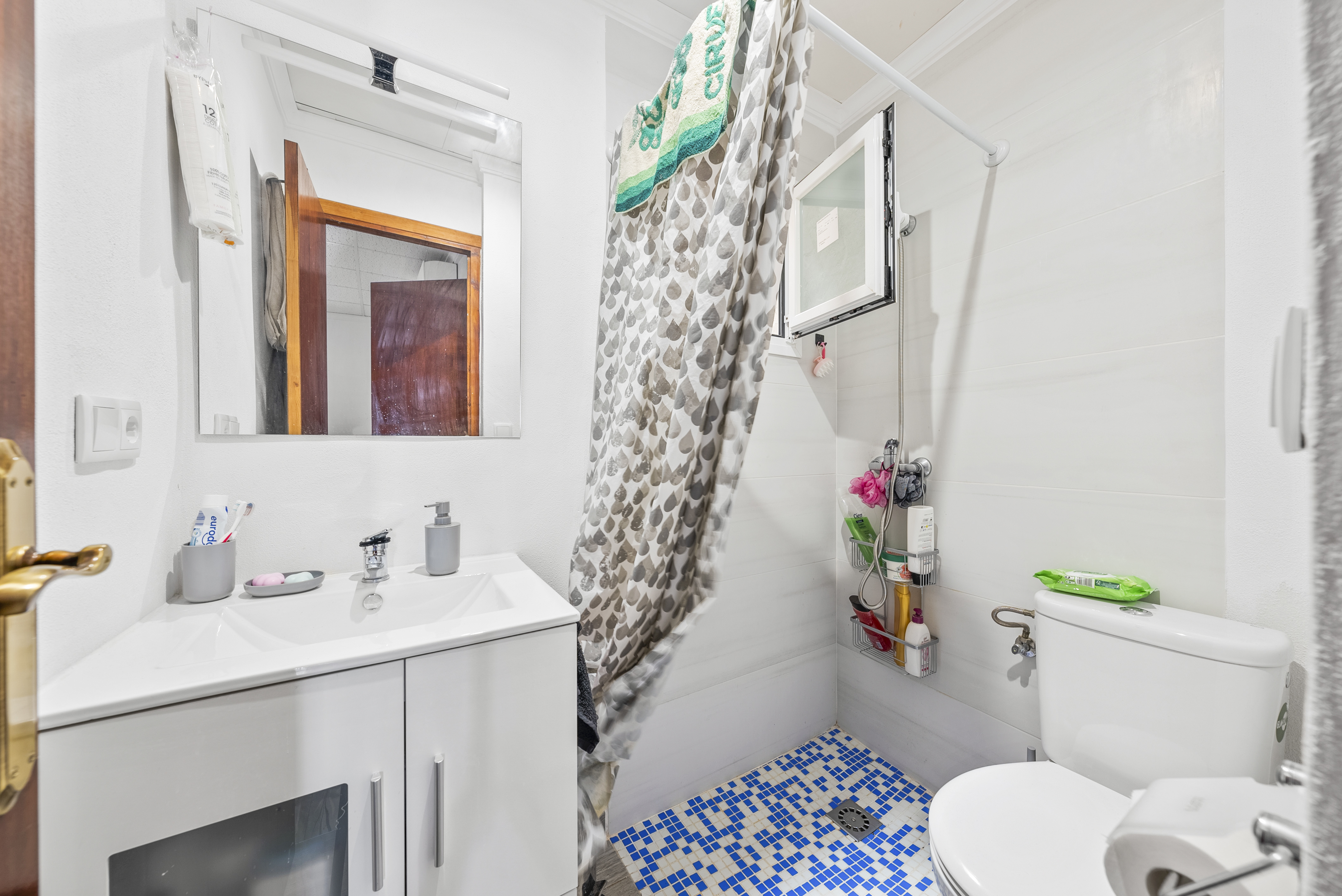 Charming Townhouse in Altea's Historic Old Town: Discover Your Unique Home