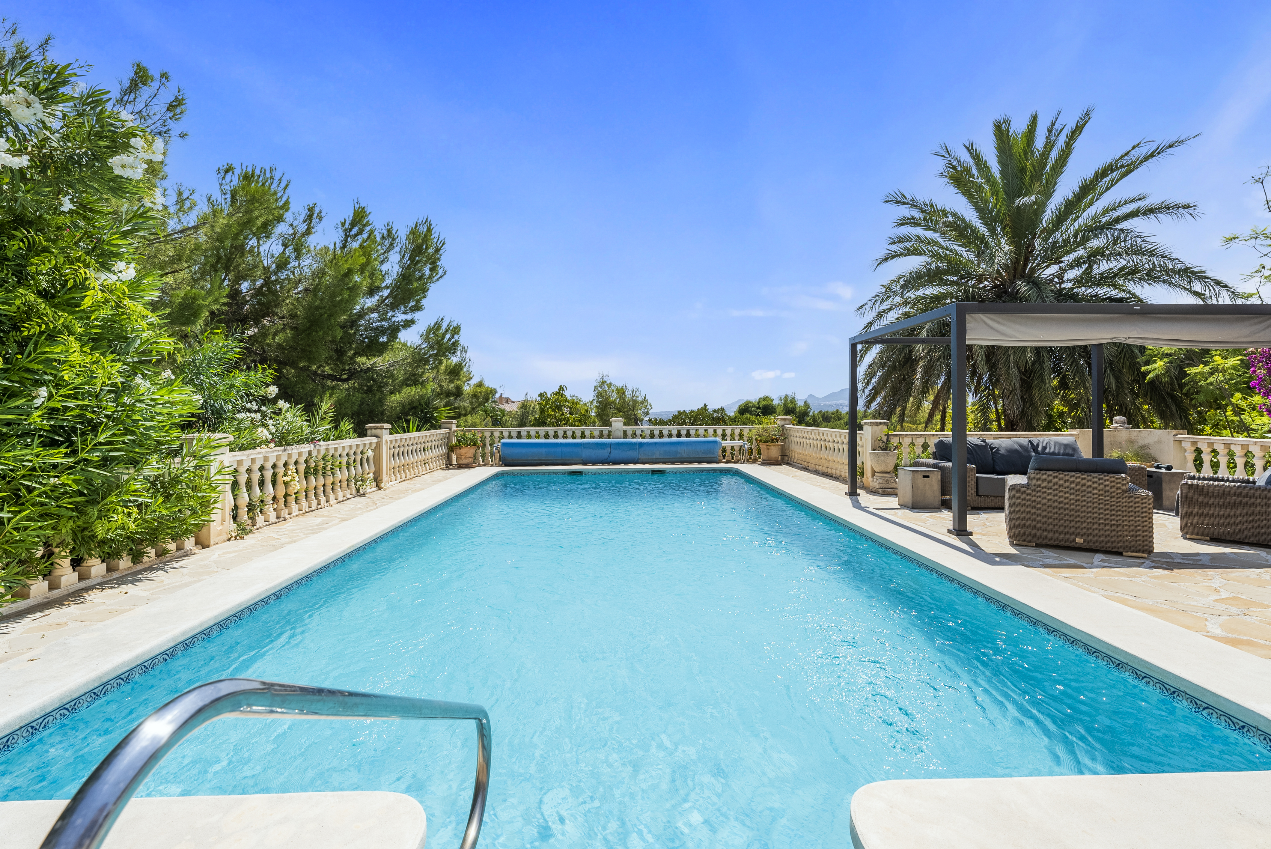 Villa de luxe à vendre au Golf de Altea : une élégance inégalée et une maison exclusive