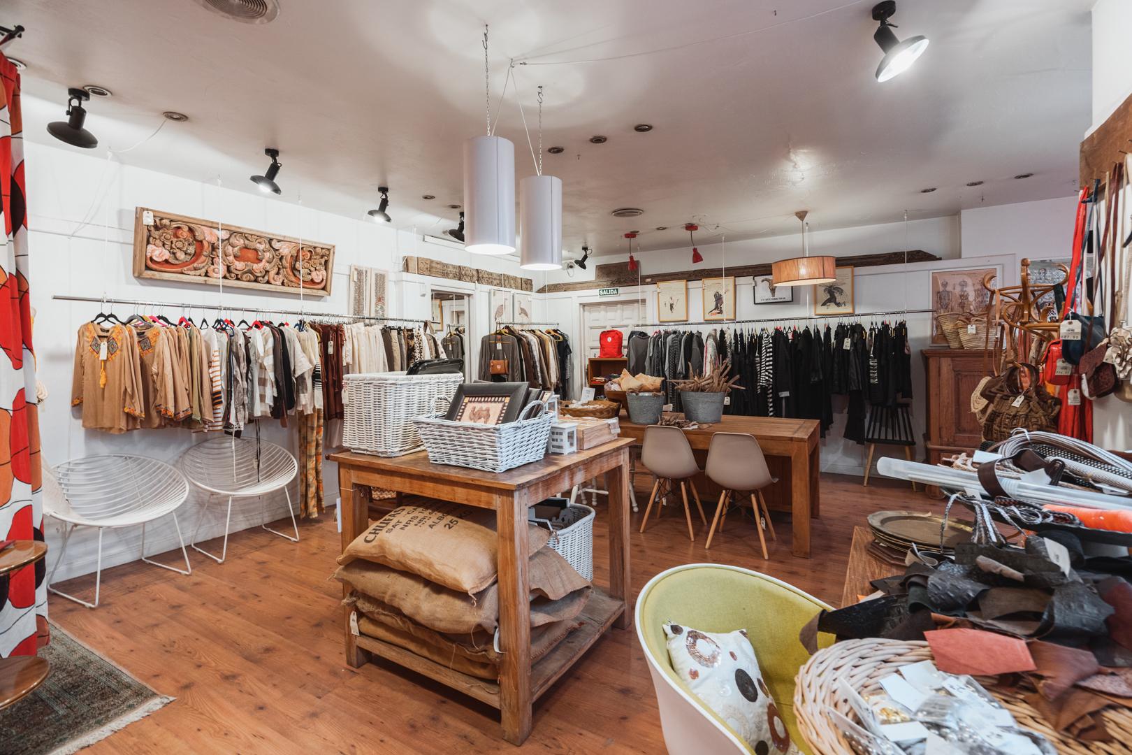 Venta de Espacio Comercial en Altea: Oportunidad Local en Venta